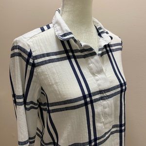 Liz Claiborne Small Button Down Shirt